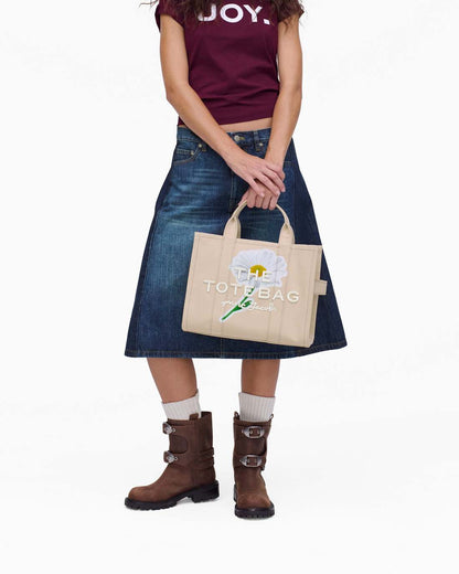 The Daisy Script Canvas Medium Tote Bag Cloud White Multi - Marc Jacobs Featured