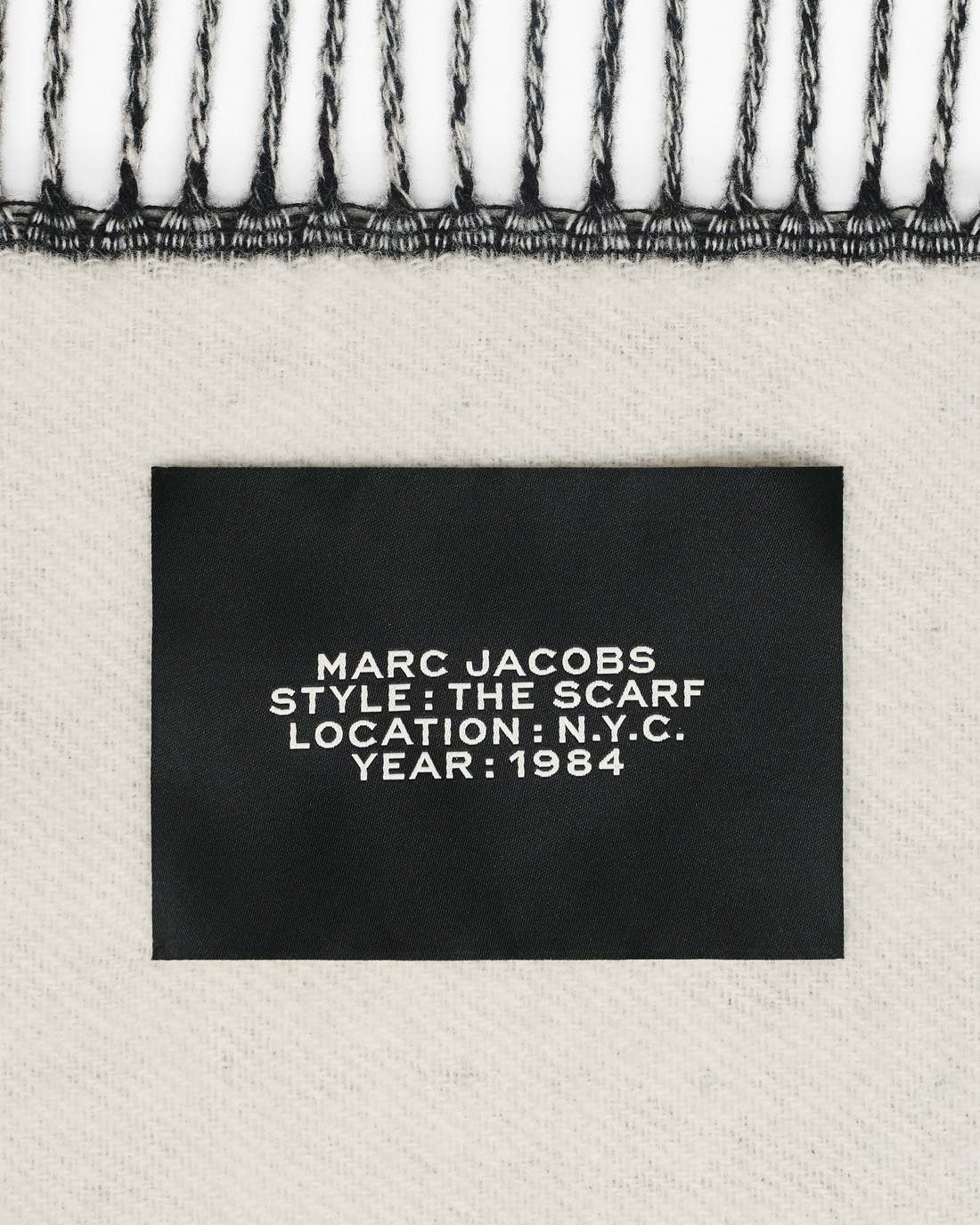 The Scarf Black - Marc Jacobs Best Seller