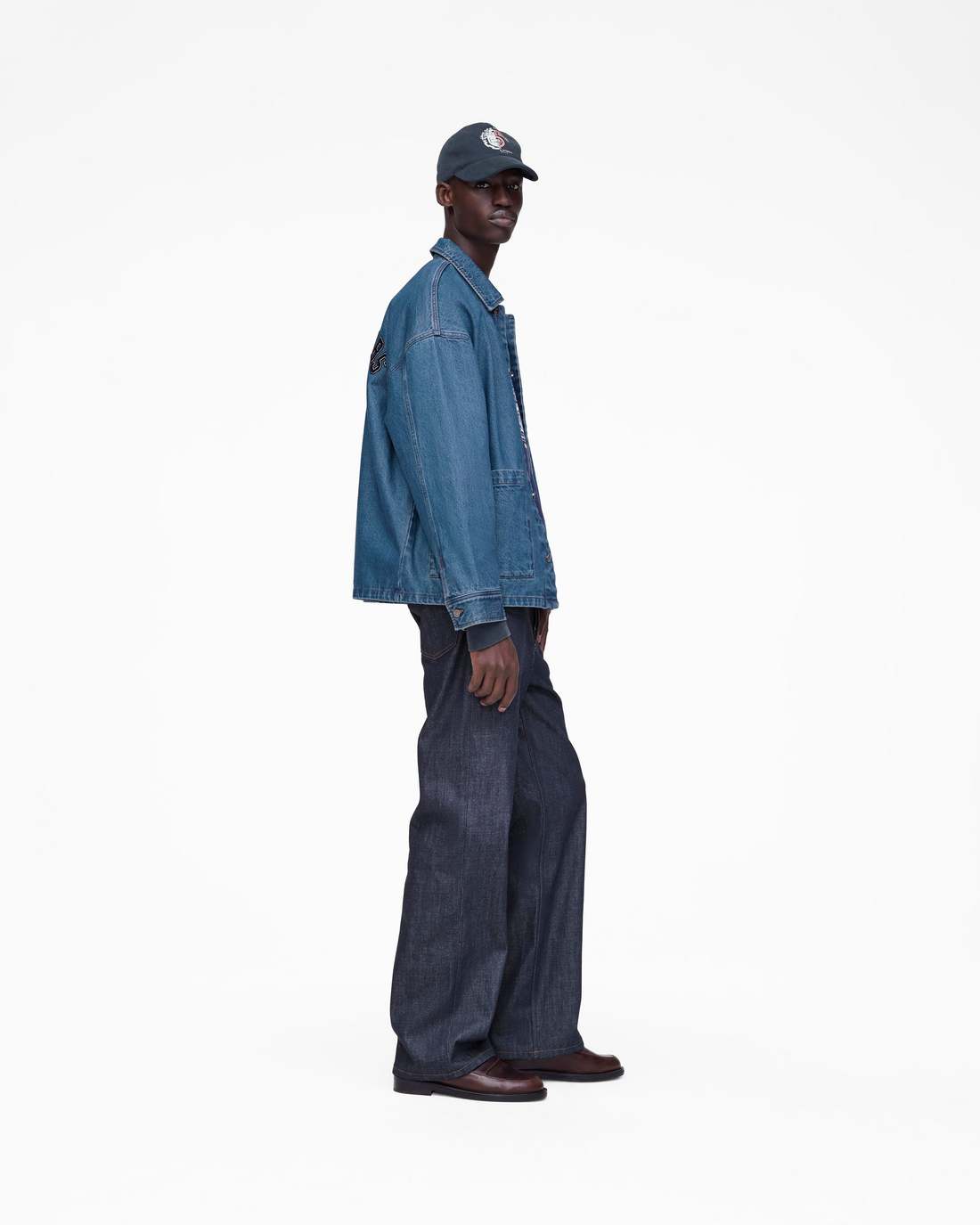 The A.P.C. X Marc Jacobs Denim Unisex Jacket Washed Indigo - Marc Jacobs Signature